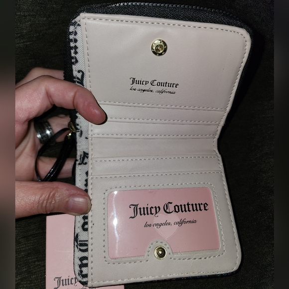 New Juicy Conture wallet/ card holder . - Picture 2 of 5